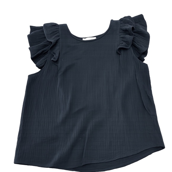 Tops - Ruffled Sleeve Black Top